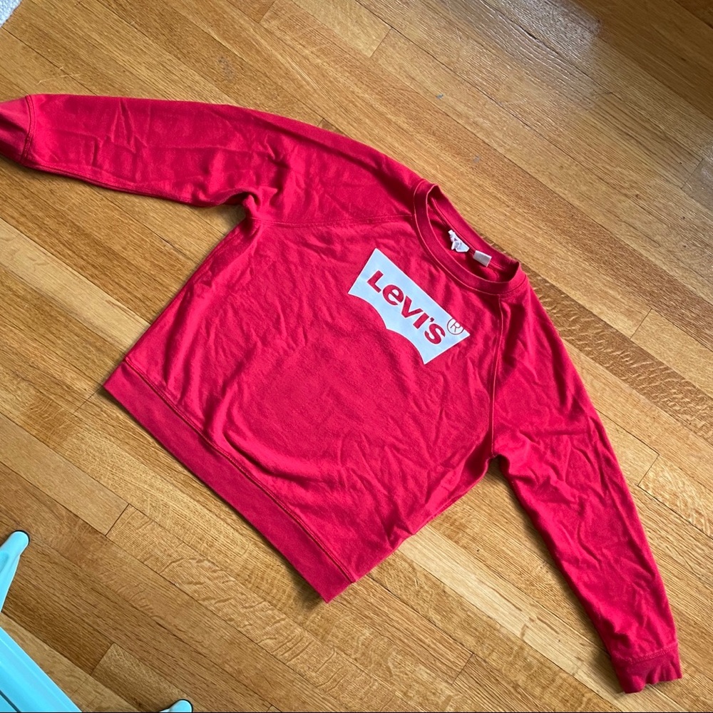 Levi’s red sweatshirt